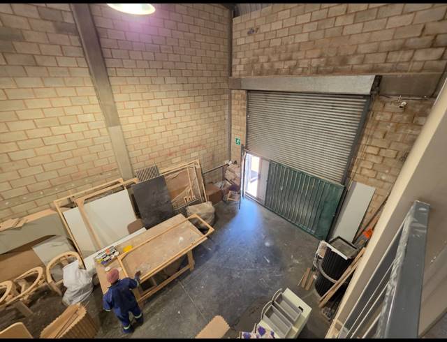 265M² WAREHOUSE TO LET IN STORMILL